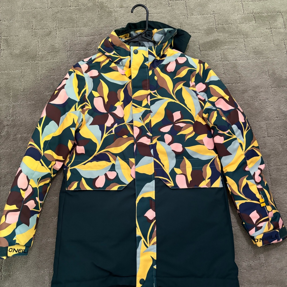BNWT O’Neill Ski/Snowboard Waterproof Jacket